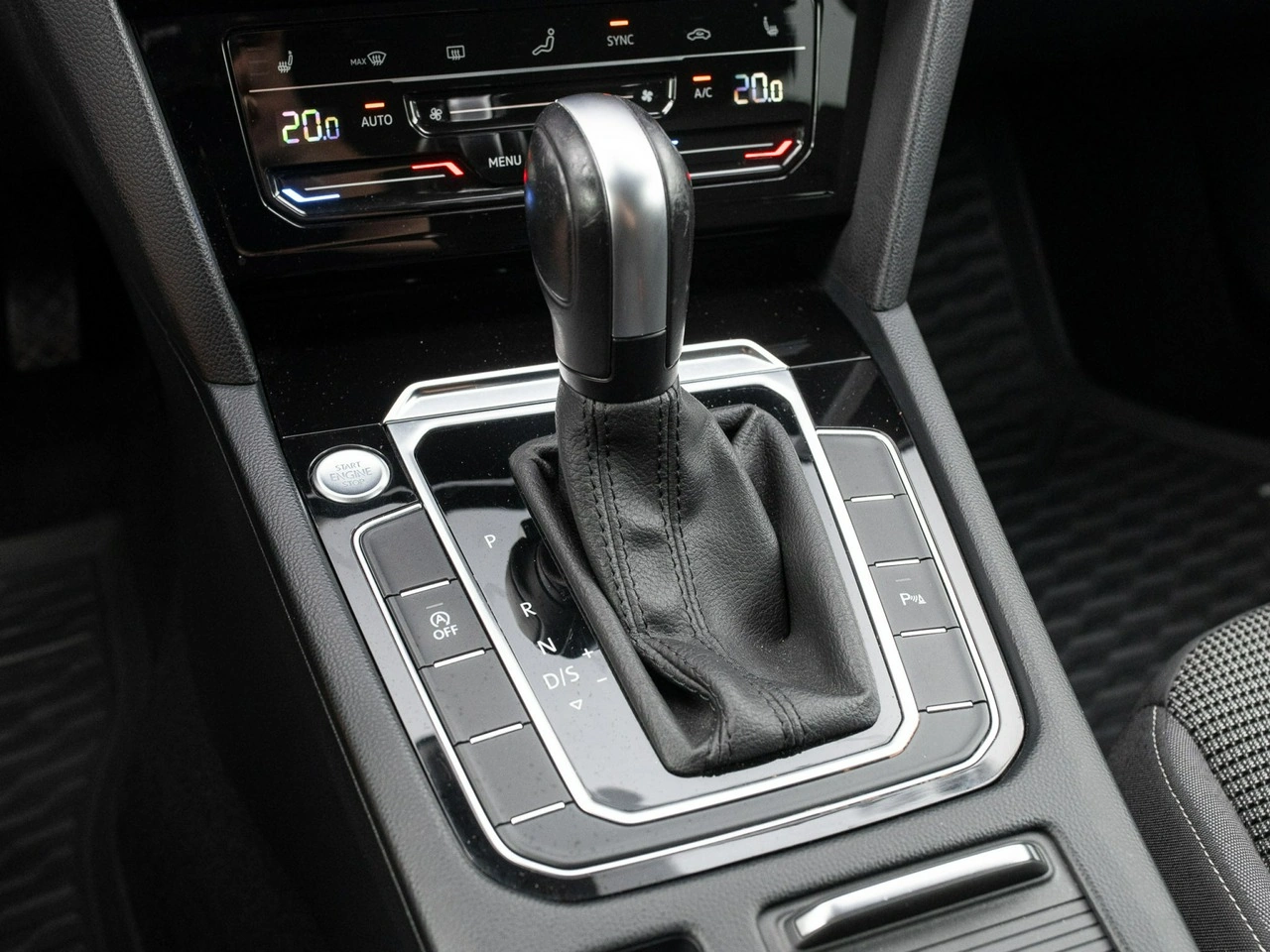 Volkswagen Arteon - Zdjęcie 14