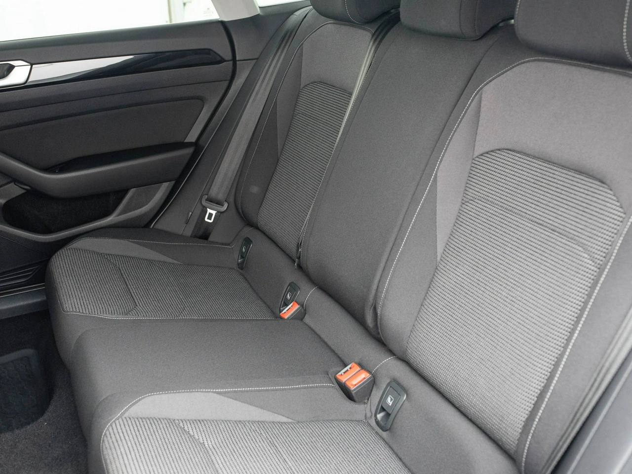 Volkswagen Arteon - Zdjęcie 25