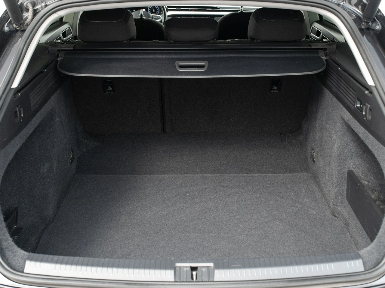 Volkswagen Arteon - Zdjęcie 26