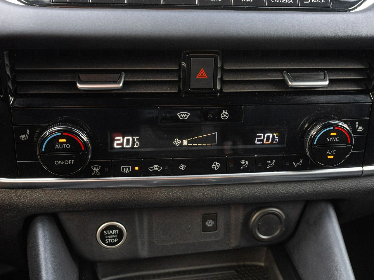 Nissan Qashqai - Zdjęcie 15