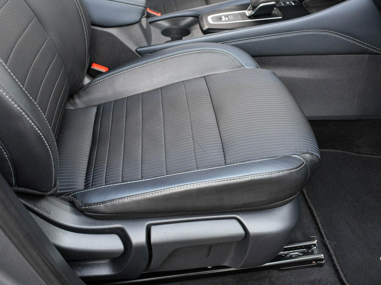 Nissan Qashqai - Zdjęcie 31