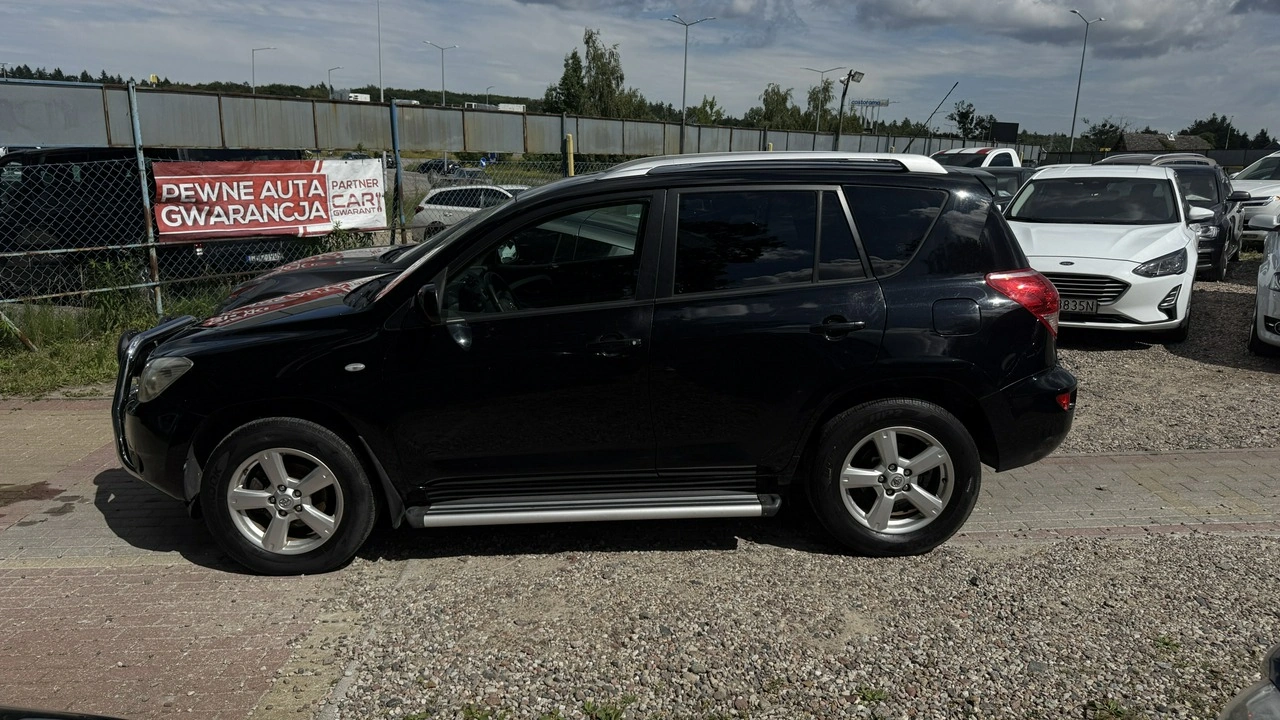 Toyota RAV-4 - Zdjęcie 13