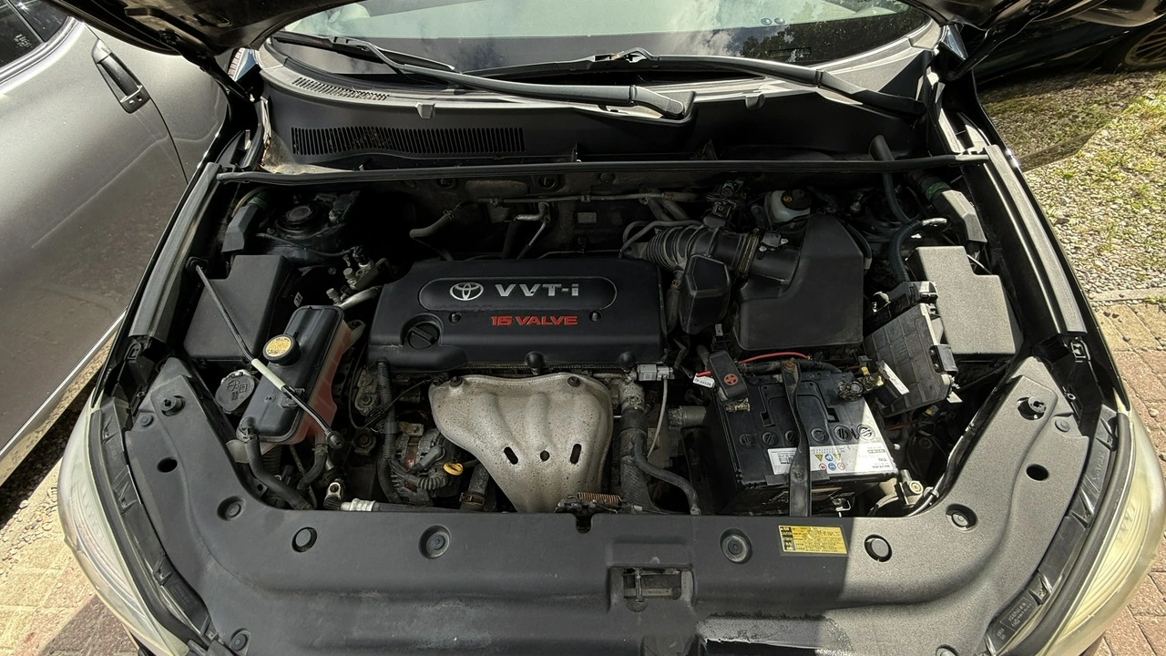 Toyota RAV-4 - Zdjęcie 16
