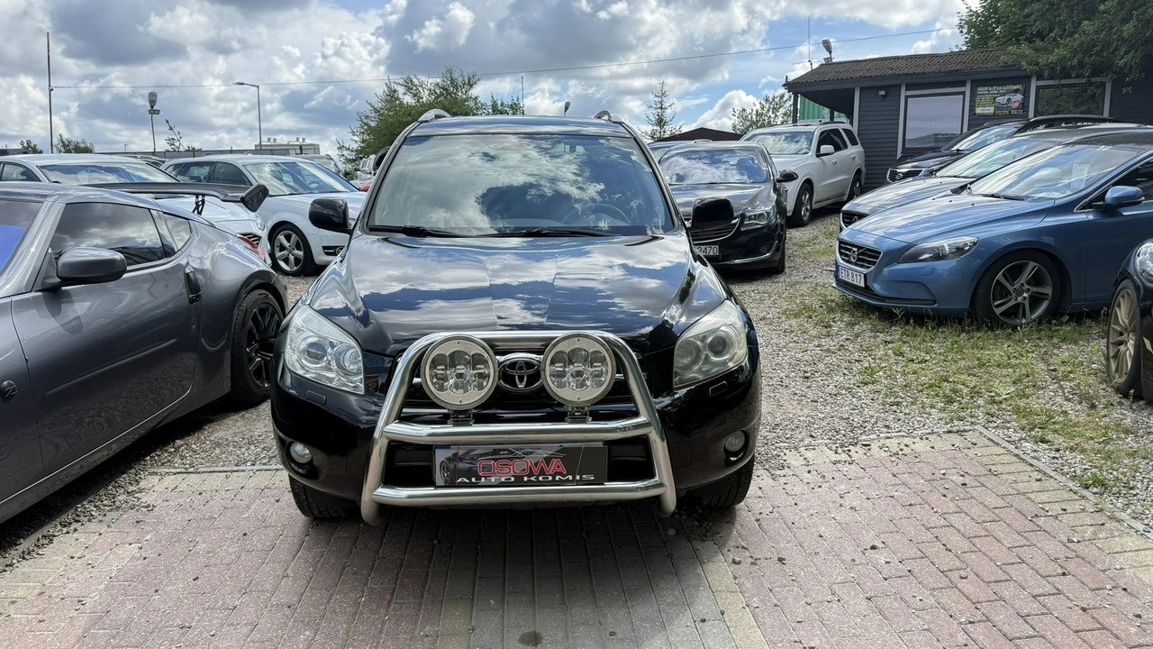Toyota RAV-4 - Zdjęcie 4