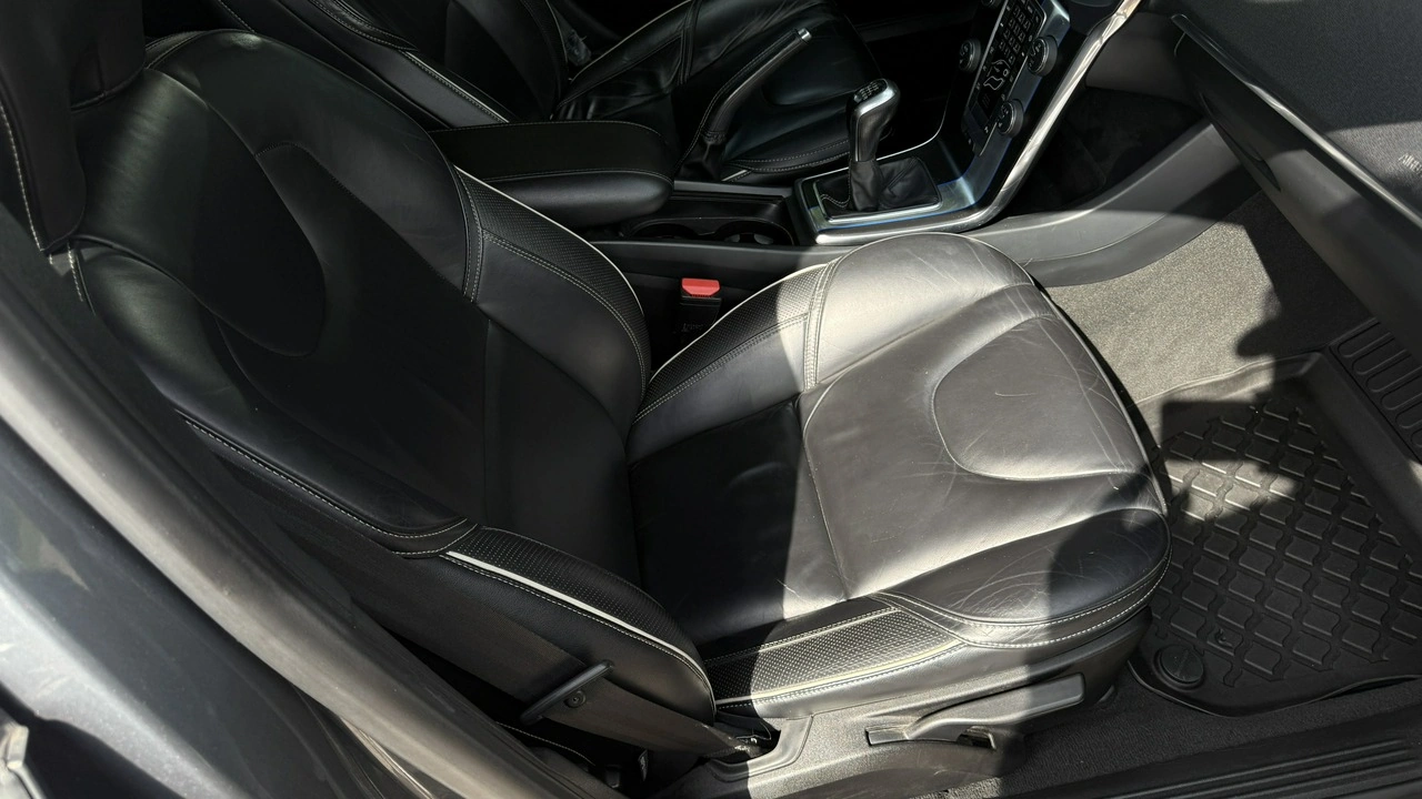 Volvo V40 - Zdjęcie 13