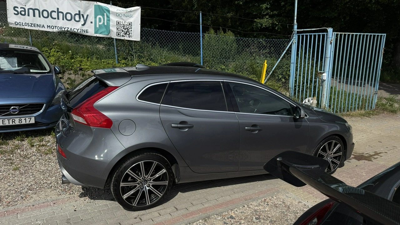 Volvo V40 - Zdjęcie 15