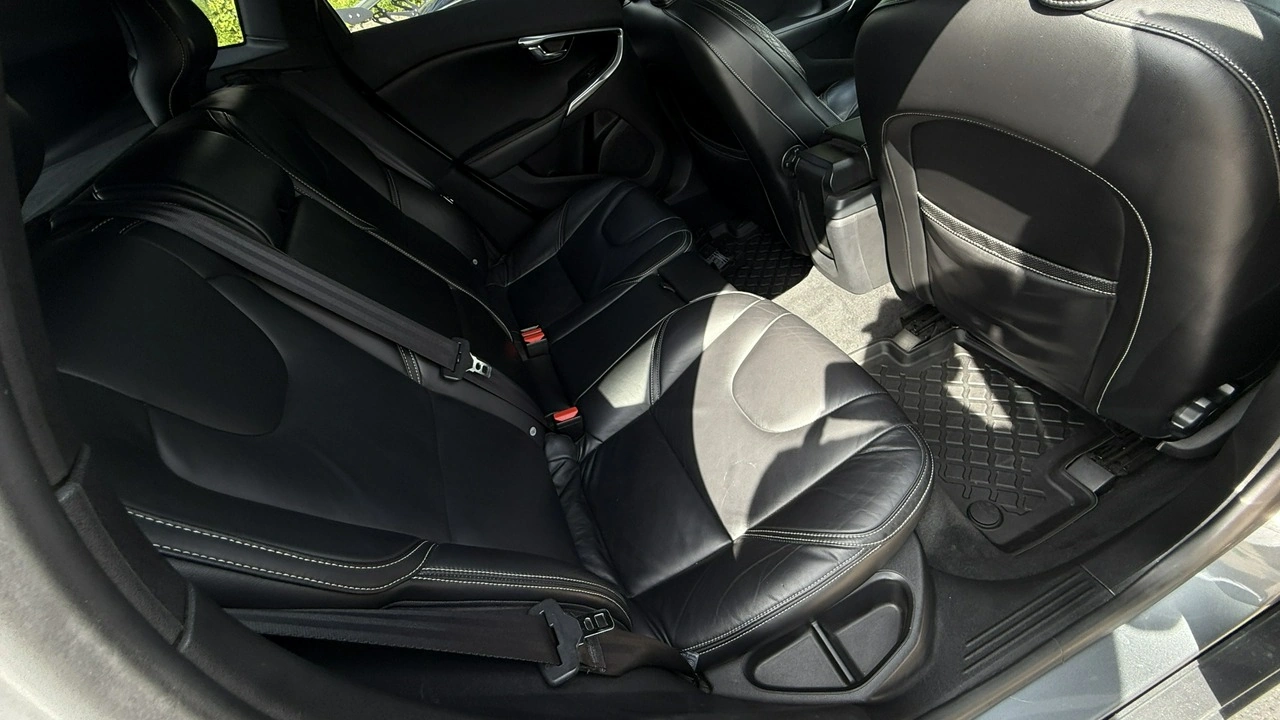 Volvo V40 - Zdjęcie 16