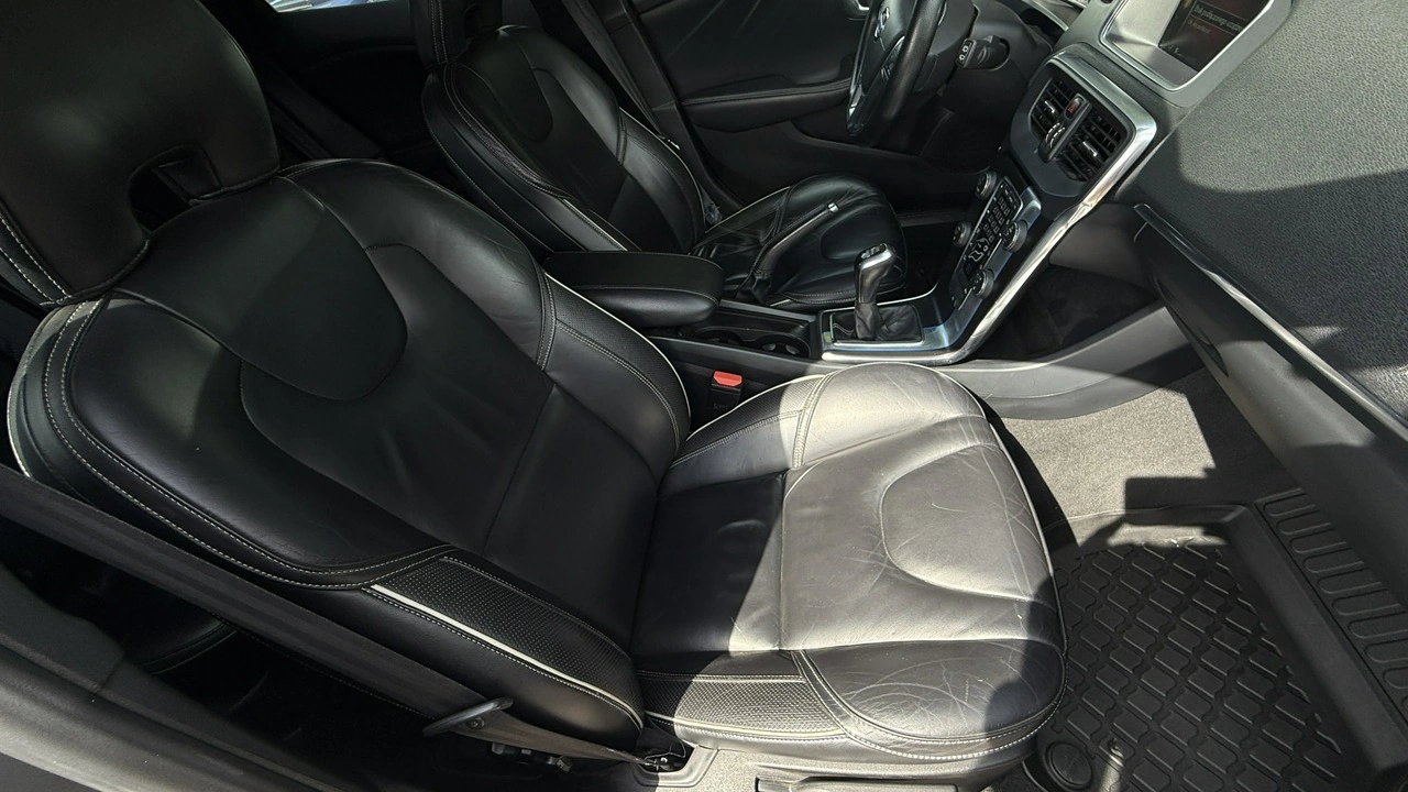 Volvo V40 - Zdjęcie 18