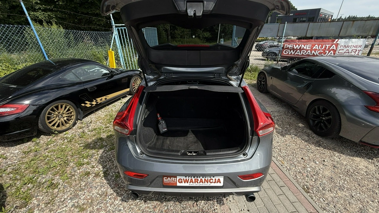 Volvo V40 - Zdjęcie 20