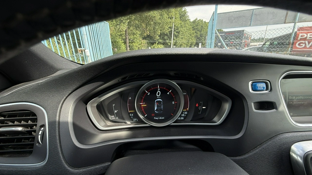 Volvo V40 - Zdjęcie 26
