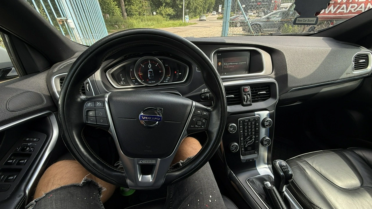 Volvo V40 - Zdjęcie 29