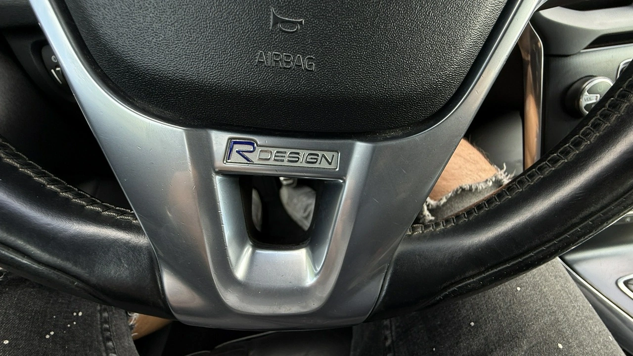 Volvo V40 - Zdjęcie 30