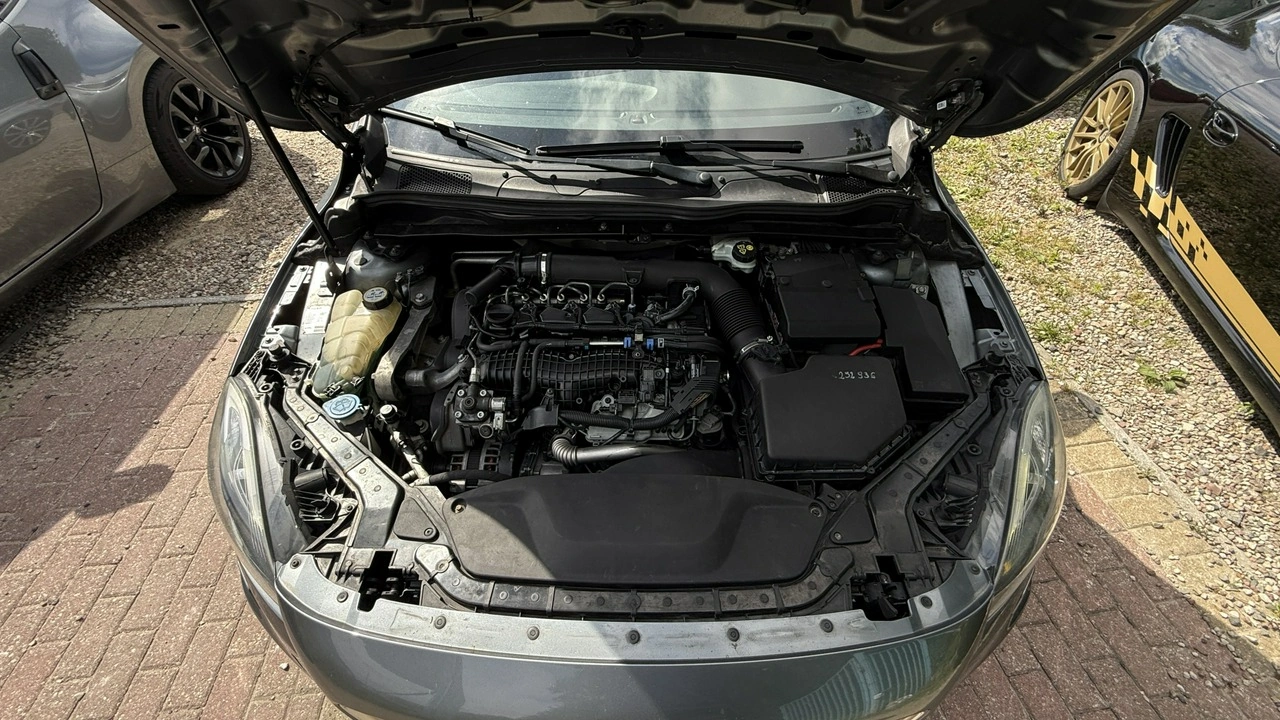 Volvo V40 - Zdjęcie 34