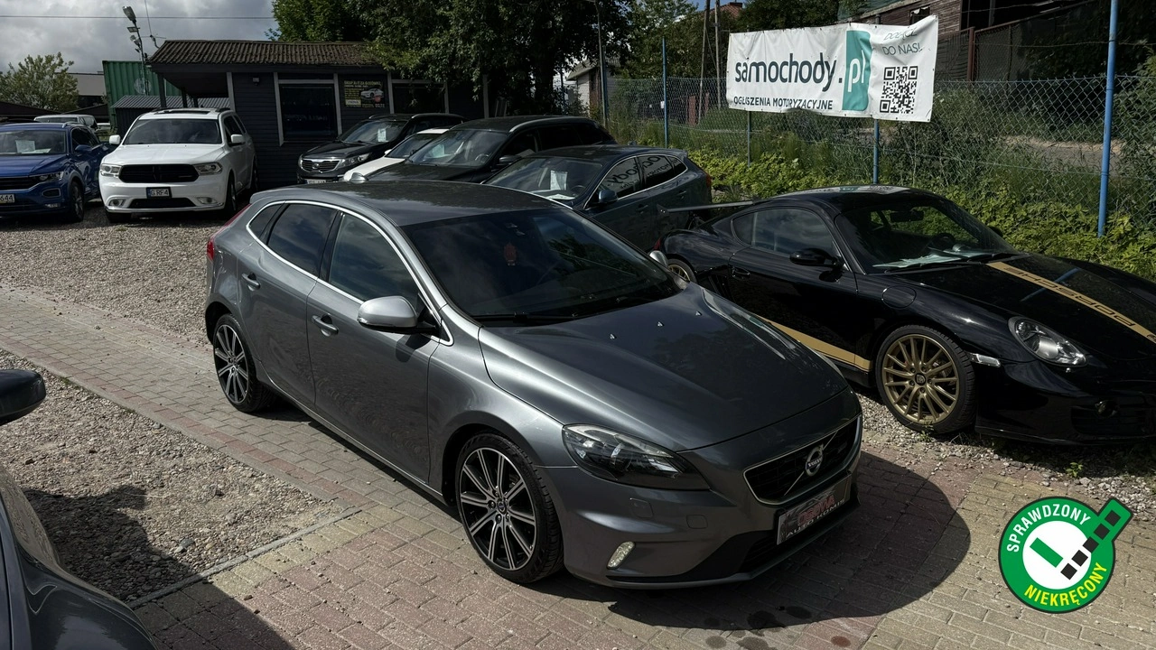 Volvo V40 - Główne zdjęcie