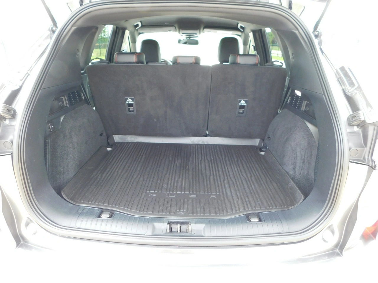 Ford Kuga - Zdjęcie 11