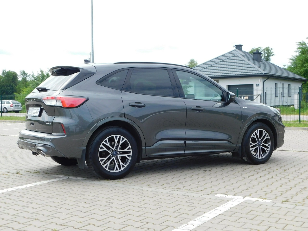 Ford Kuga - Zdjęcie 2