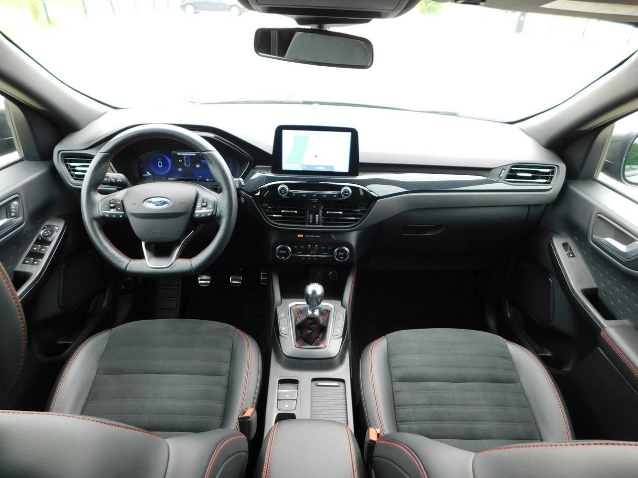 Ford Kuga - Zdjęcie 4