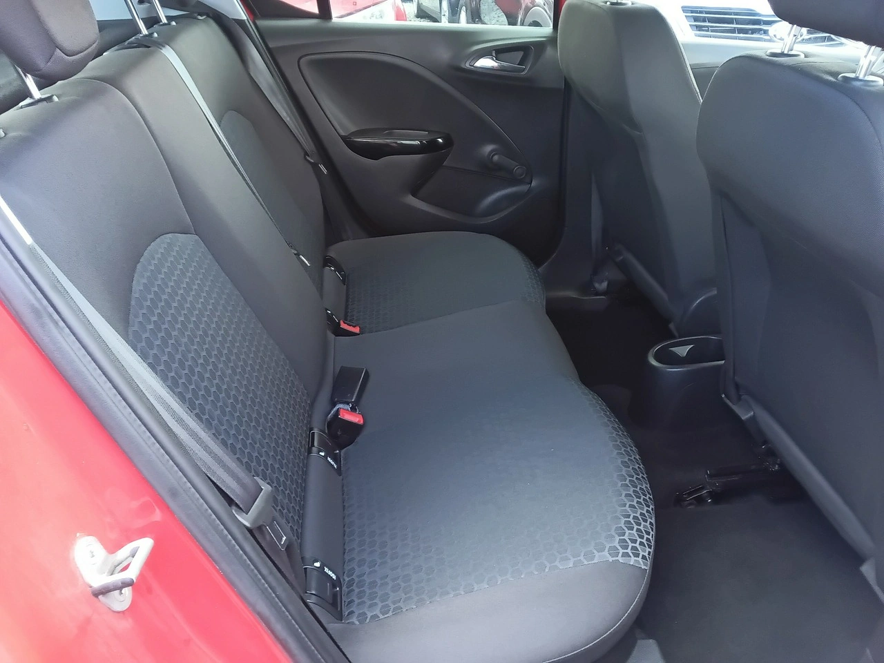 Opel Corsa - Zdjęcie 9