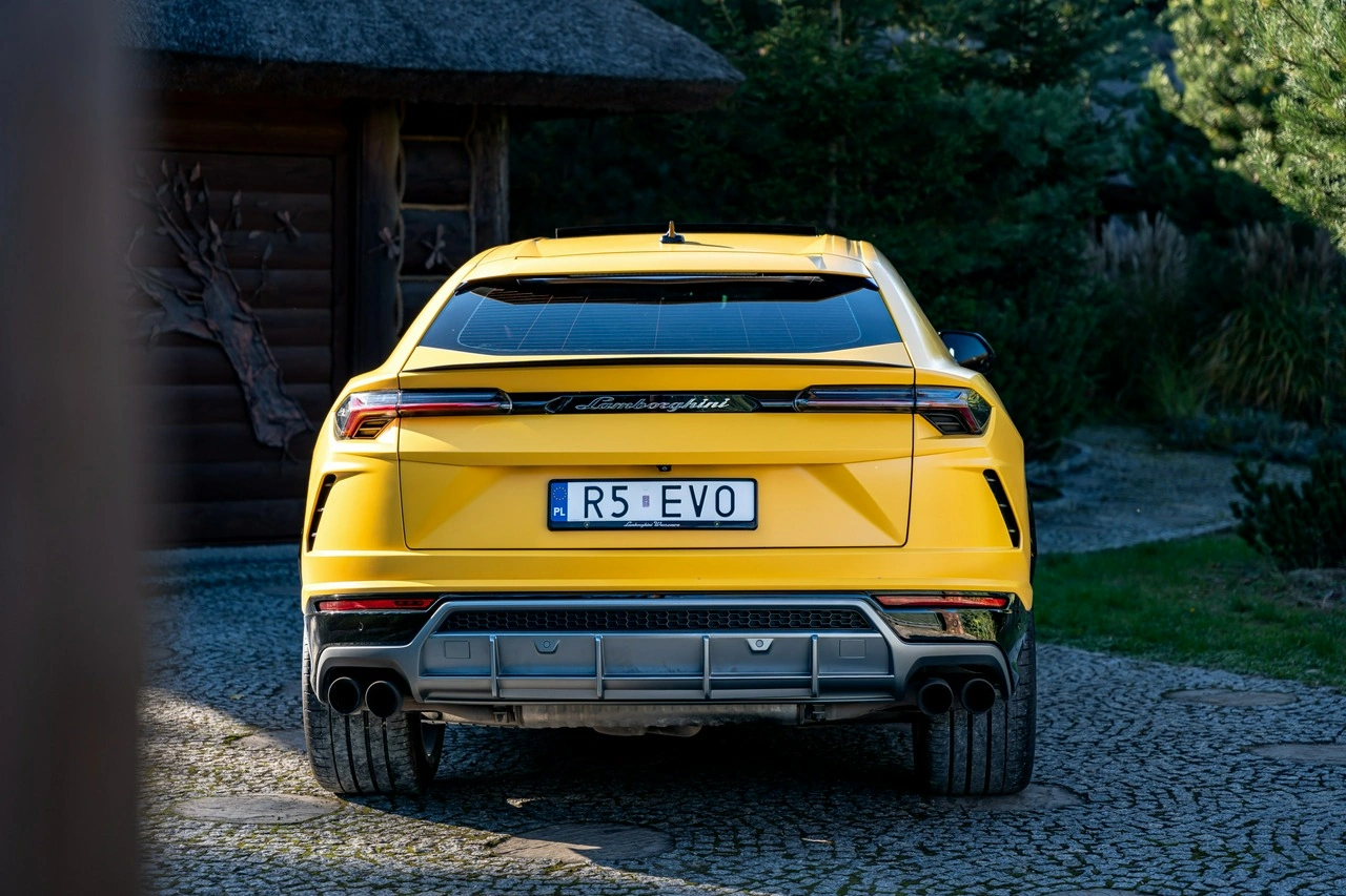 Lamborghini Urus - Zdjęcie 13