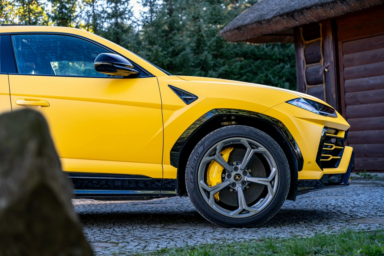 Lamborghini Urus - Zdjęcie 16