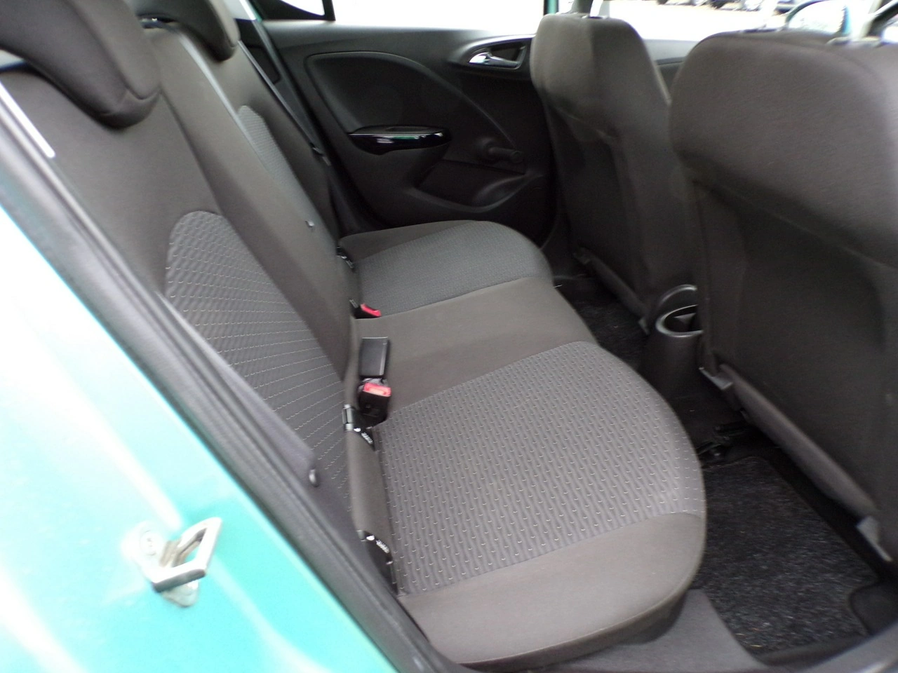 Opel Corsa - Zdjęcie 24