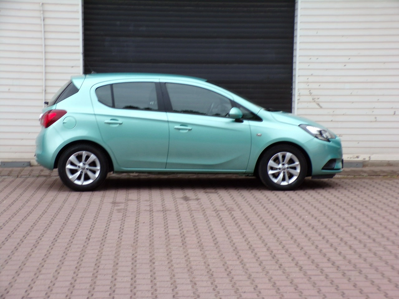 Opel Corsa - Zdjęcie 2
