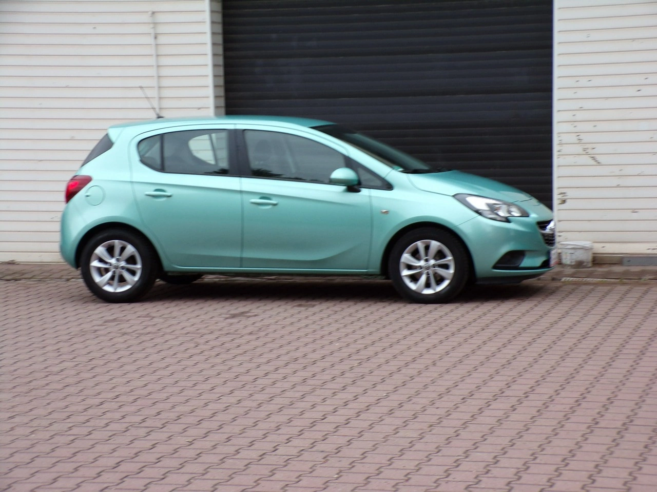 Opel Corsa - Zdjęcie 3