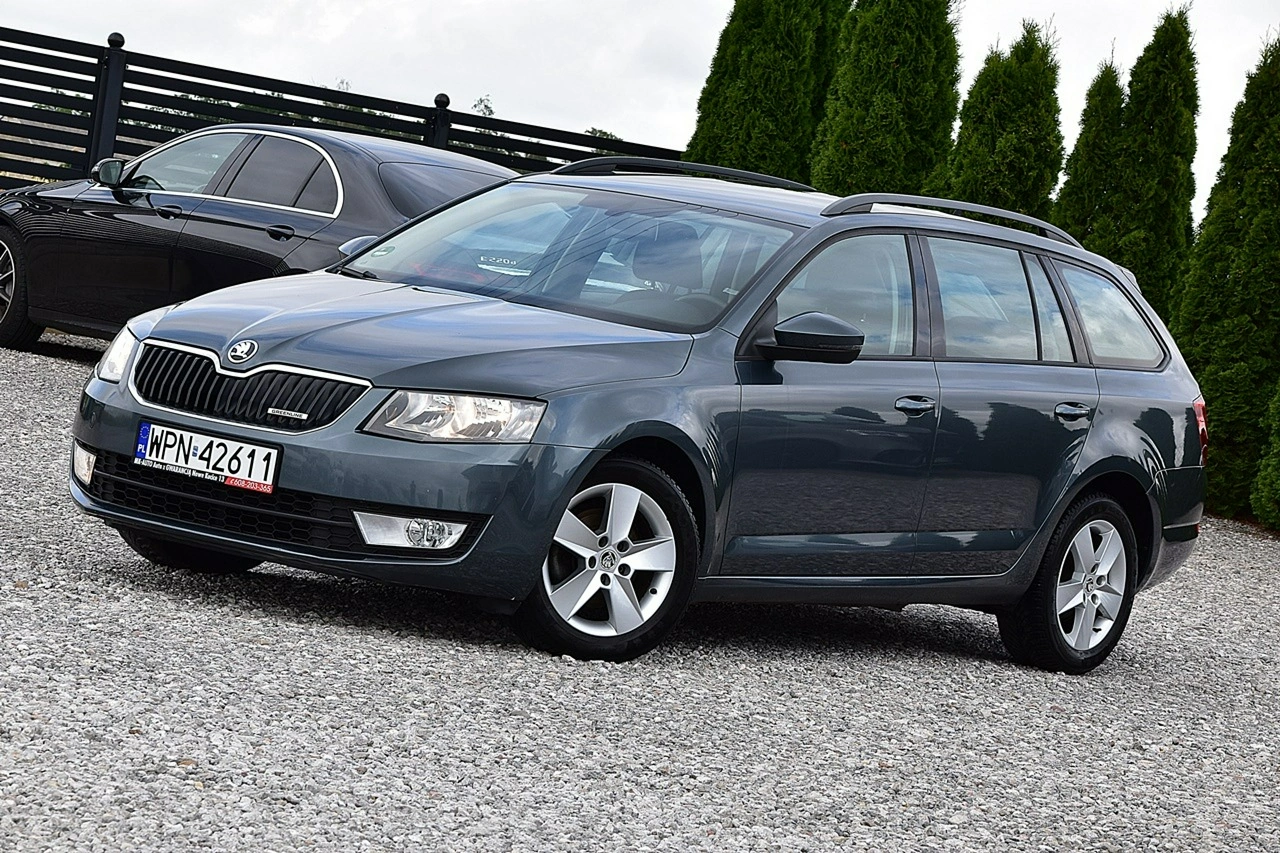 Skoda Octavia - Zdjęcie 15