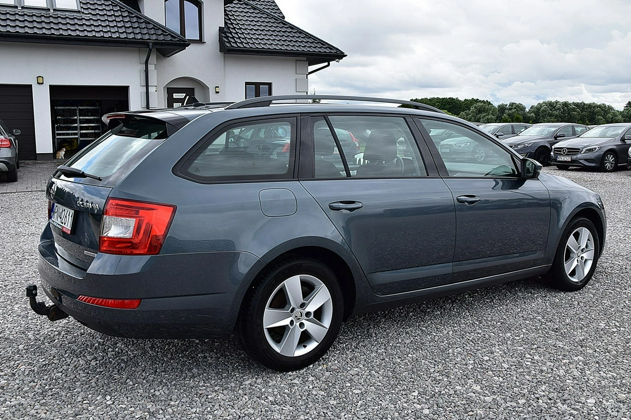 Skoda Octavia - Zdjęcie 27