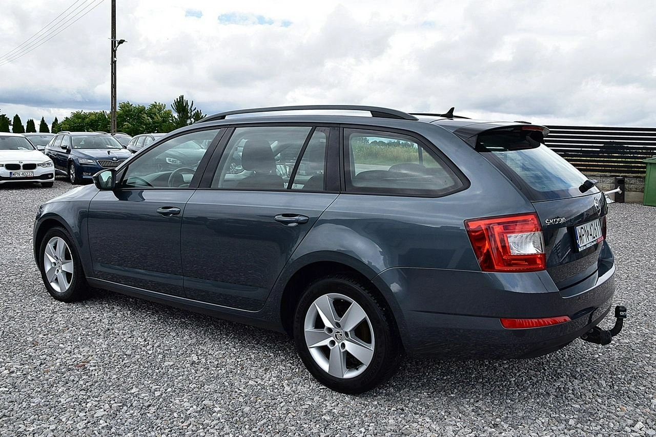 Skoda Octavia - Zdjęcie 28