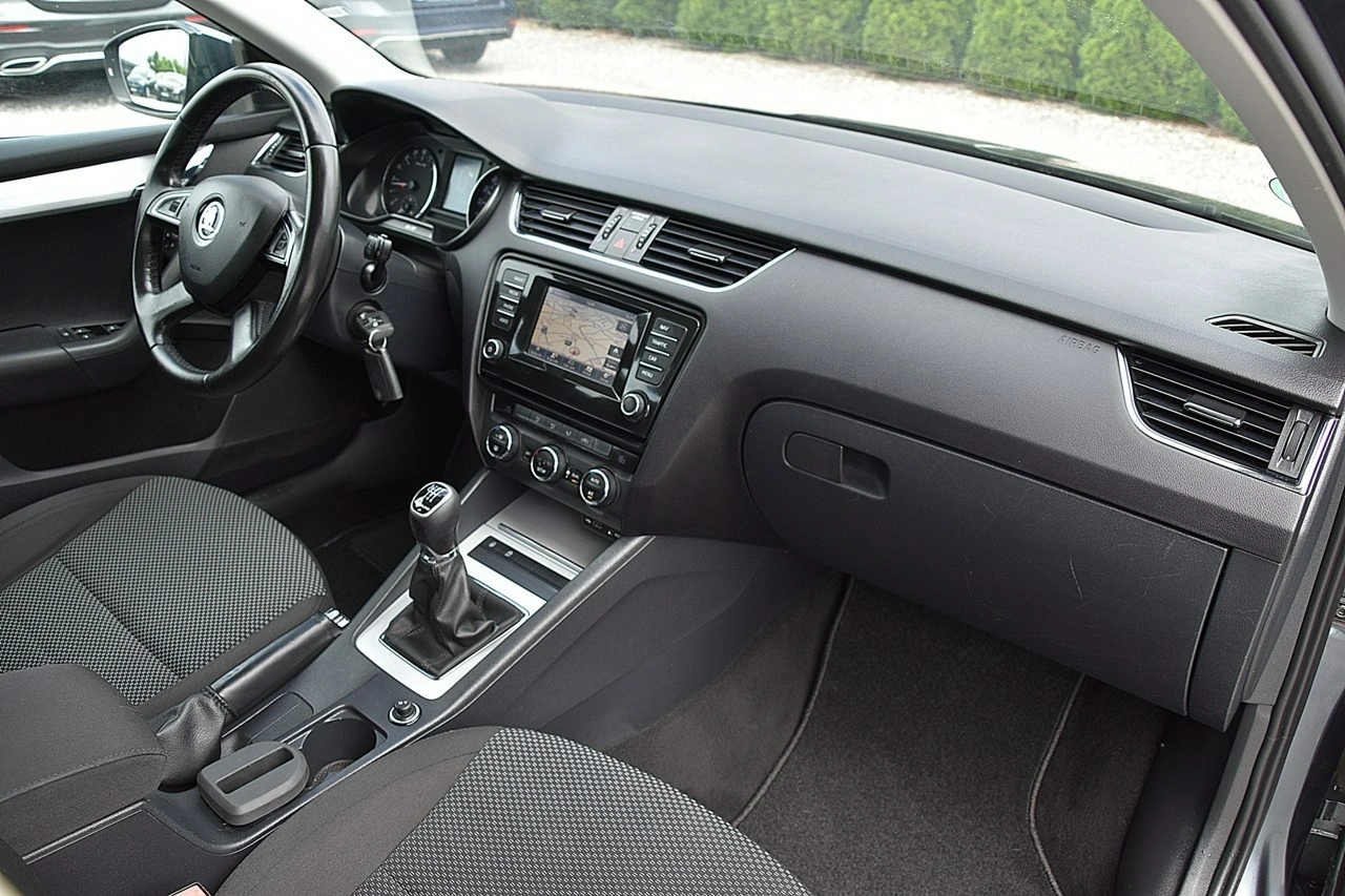 Skoda Octavia - Zdjęcie 5