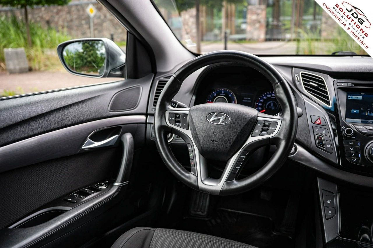 Hyundai i40 - Zdjęcie 17