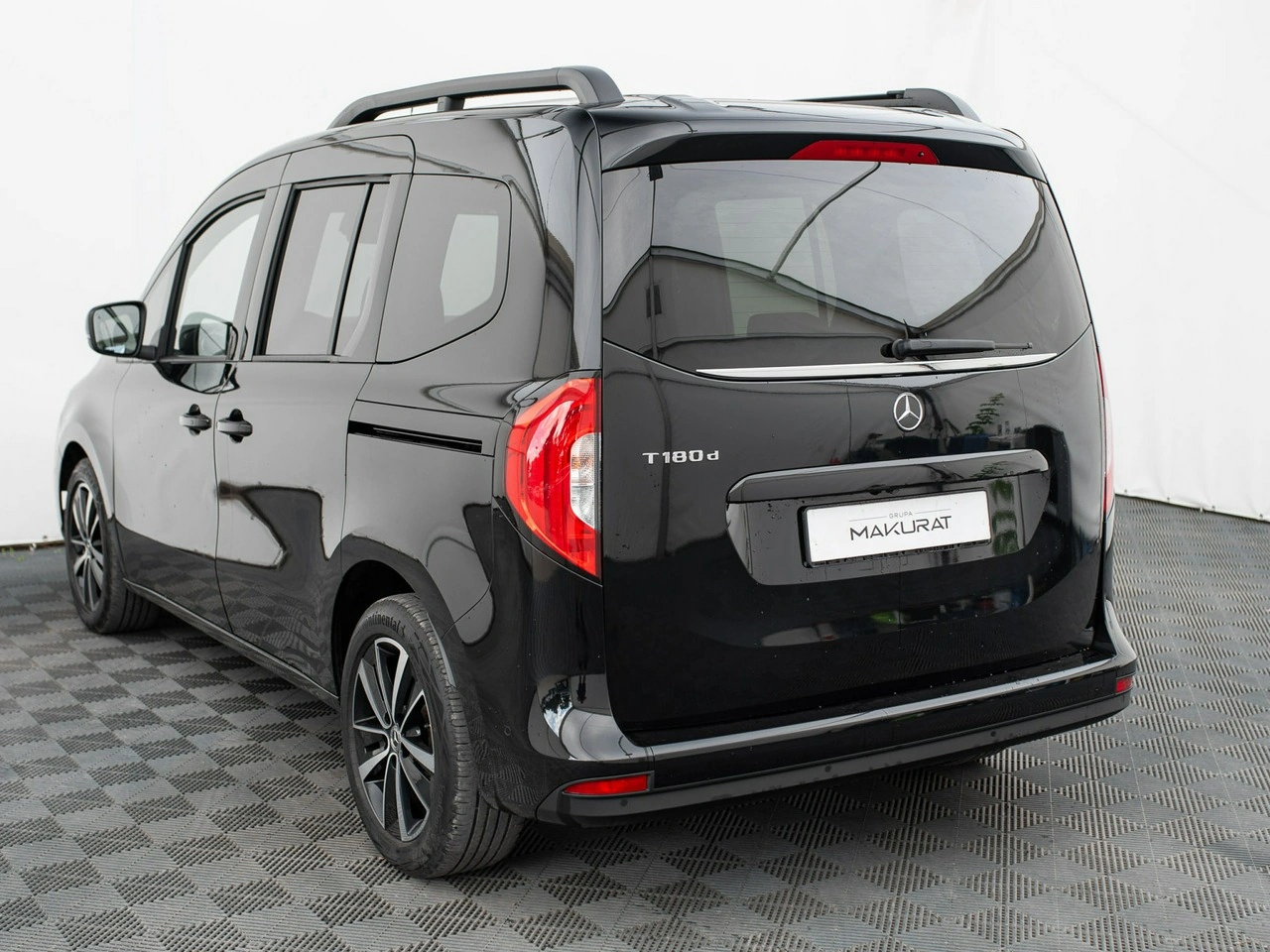 Mercedes T 180 d - Zdjęcie 3