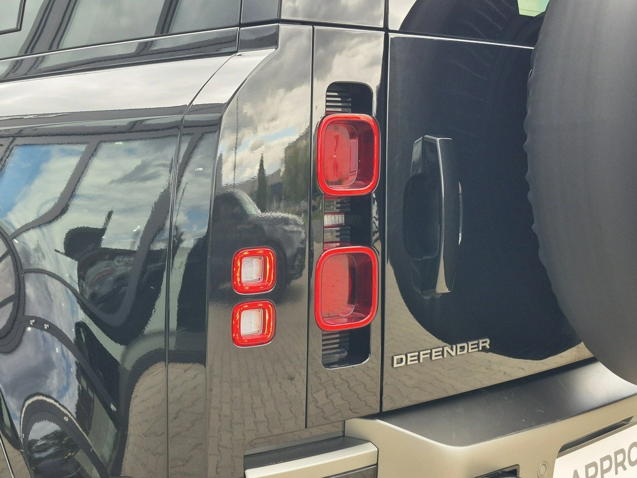 Land Rover Defender - Zdjęcie 13