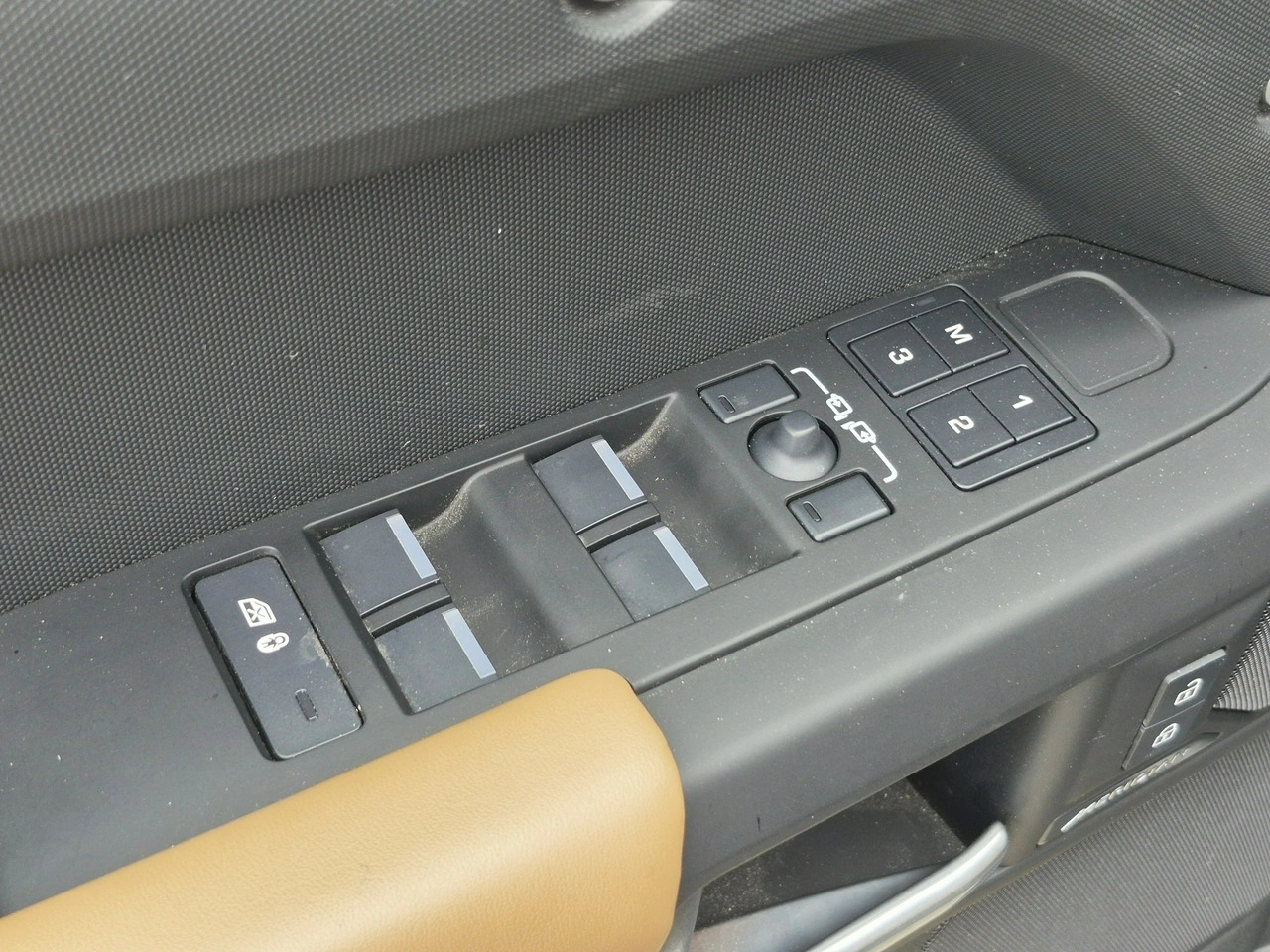 Land Rover Defender - Zdjęcie 19