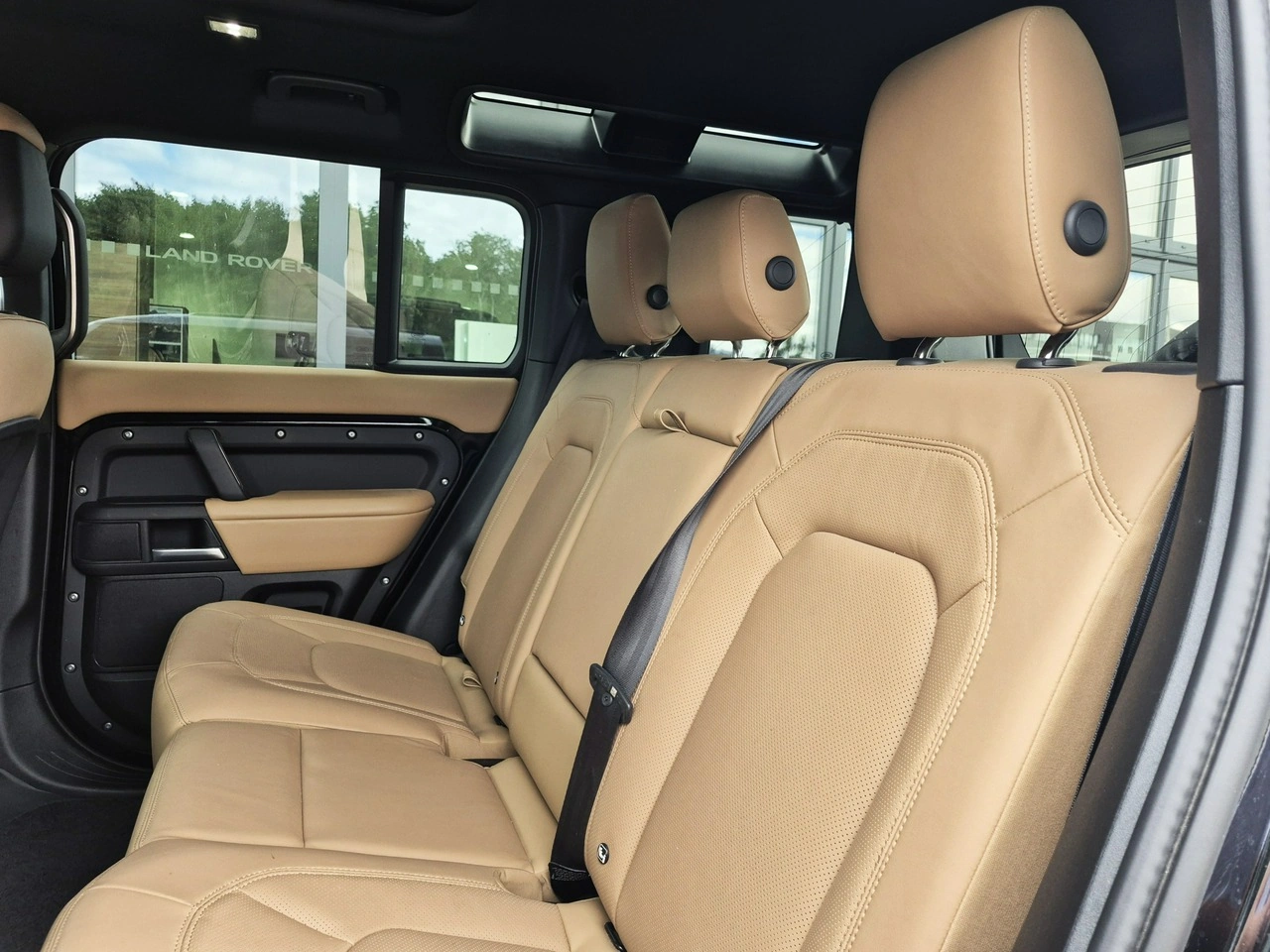 Land Rover Defender - Zdjęcie 26