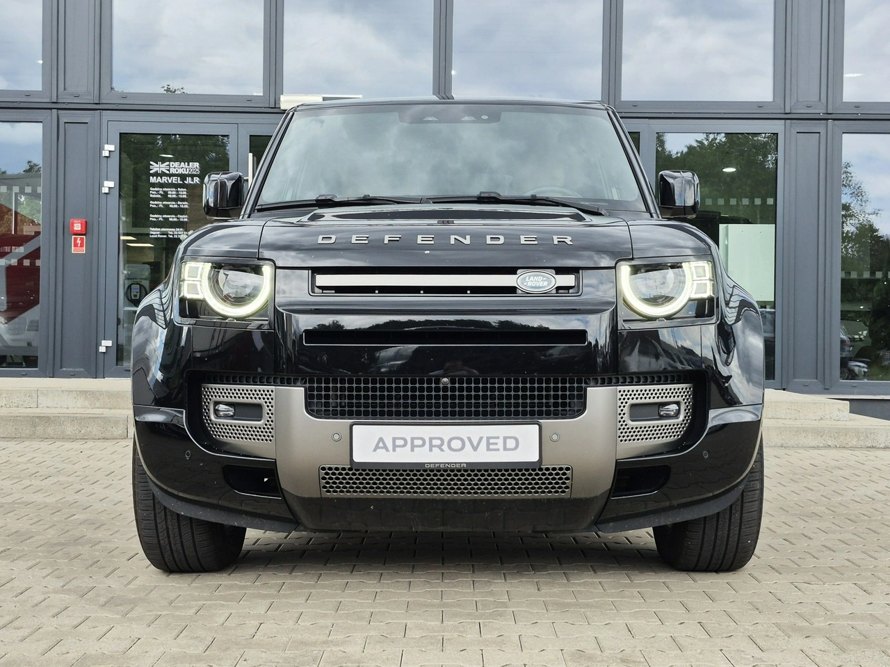 Land Rover Defender - Zdjęcie 2