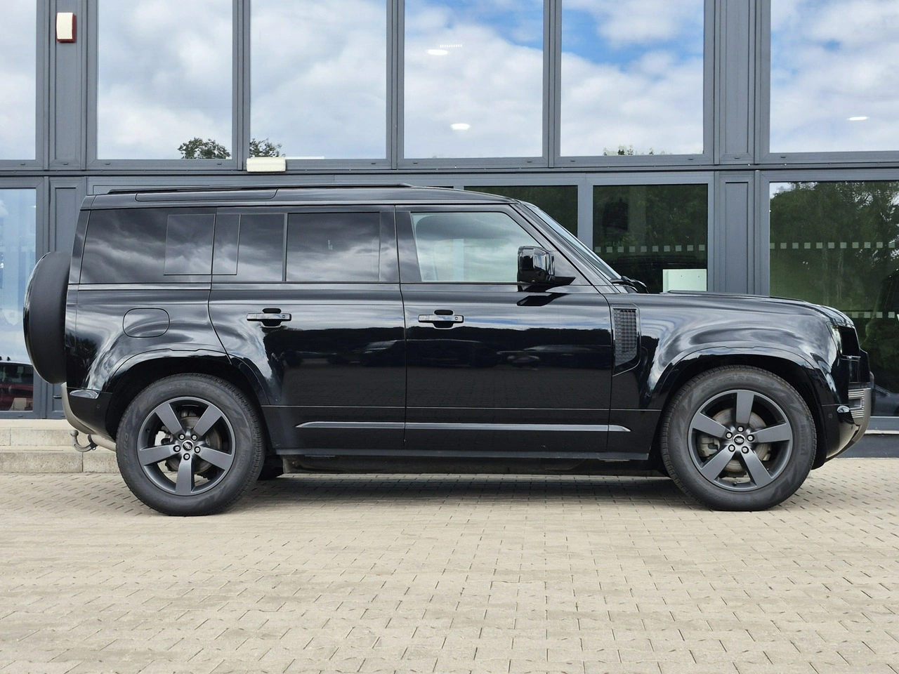 Land Rover Defender - Zdjęcie 4