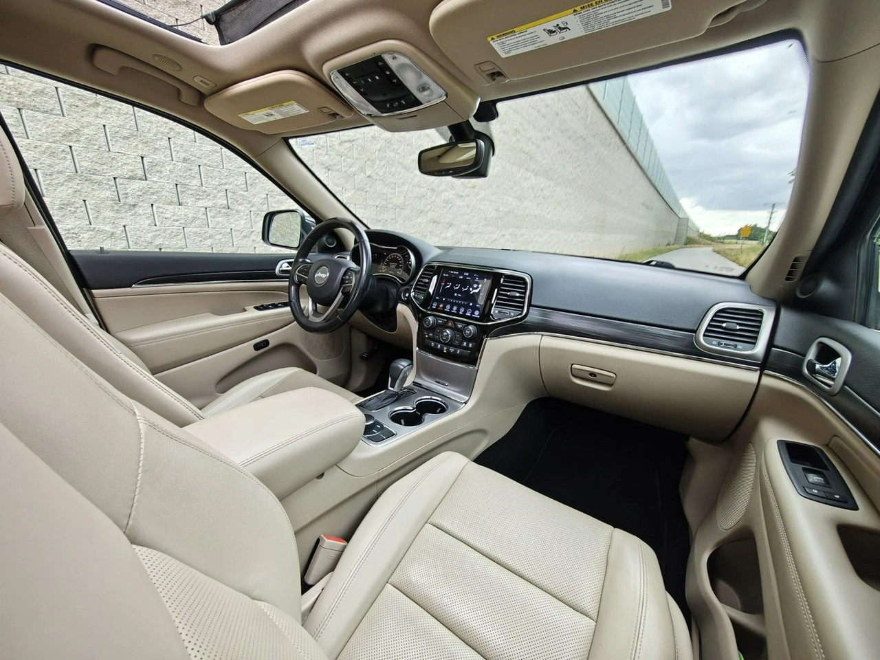 Jeep Grand Cherokee - Zdjęcie 9