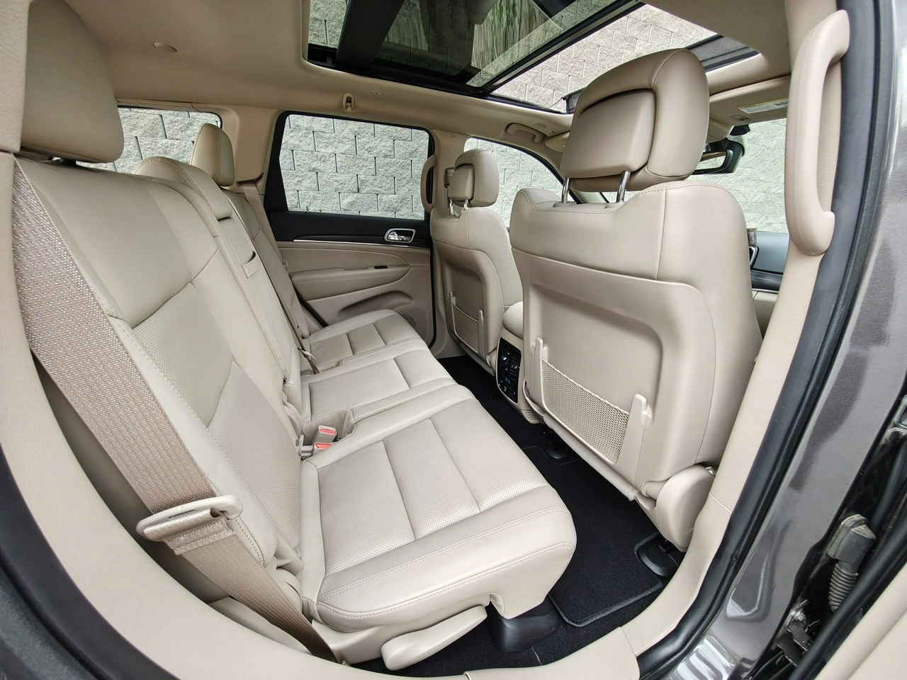 Jeep Grand Cherokee - Zdjęcie 13