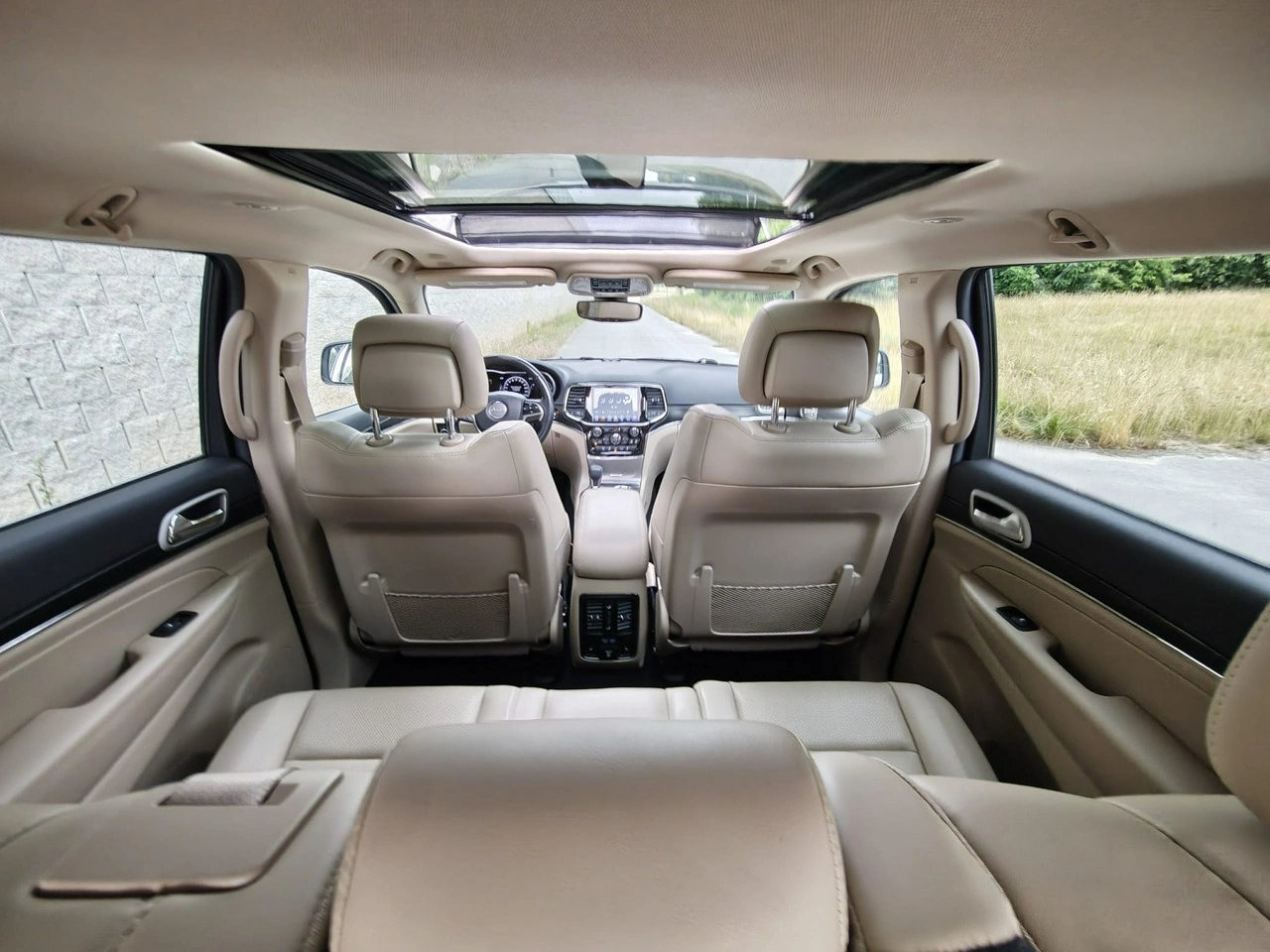 Jeep Grand Cherokee - Zdjęcie 14