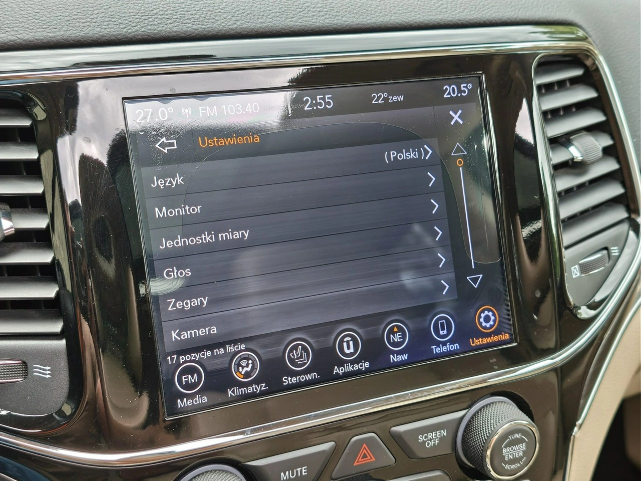 Jeep Grand Cherokee - Zdjęcie 25