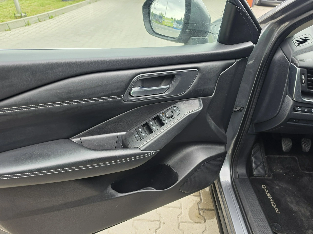 Nissan Qashqai - Zdjęcie 14