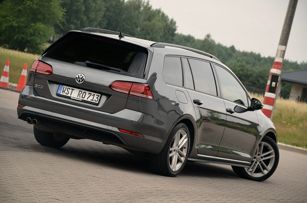 Volkswagen Golf - Zdjęcie 10