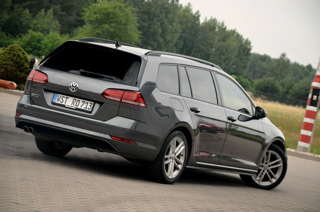 Volkswagen Golf - Zdjęcie 11