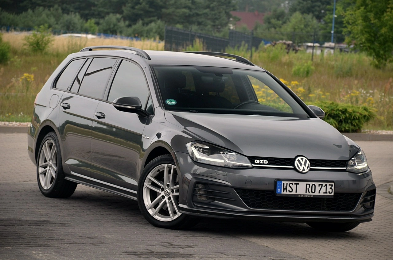 Volkswagen Golf - Zdjęcie 1