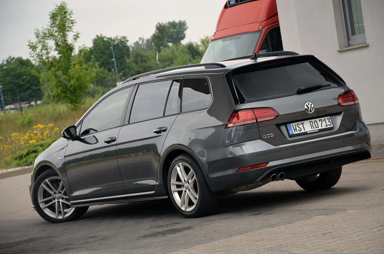 Volkswagen Golf - Zdjęcie 8
