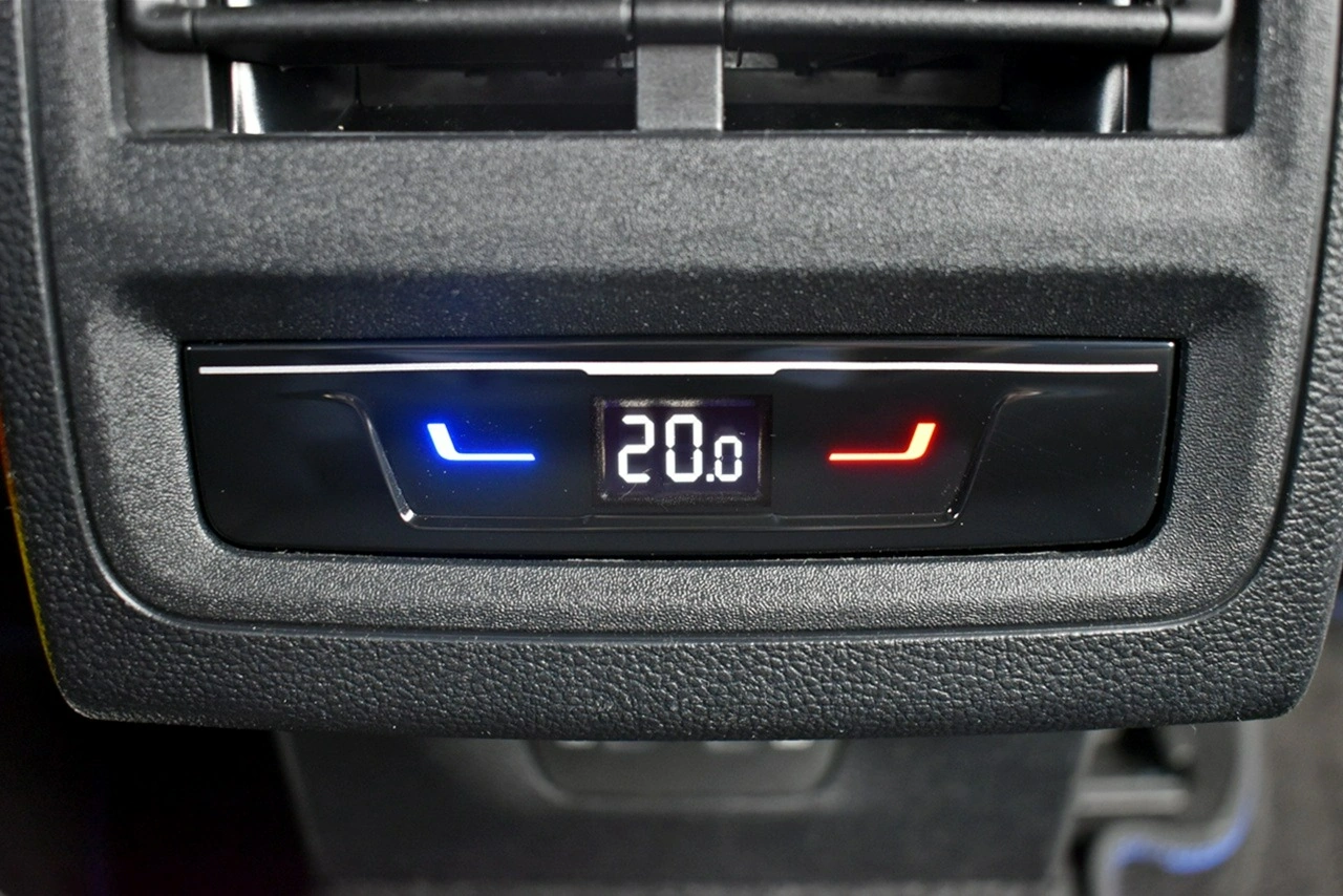 Volkswagen Golf - Zdjęcie 10