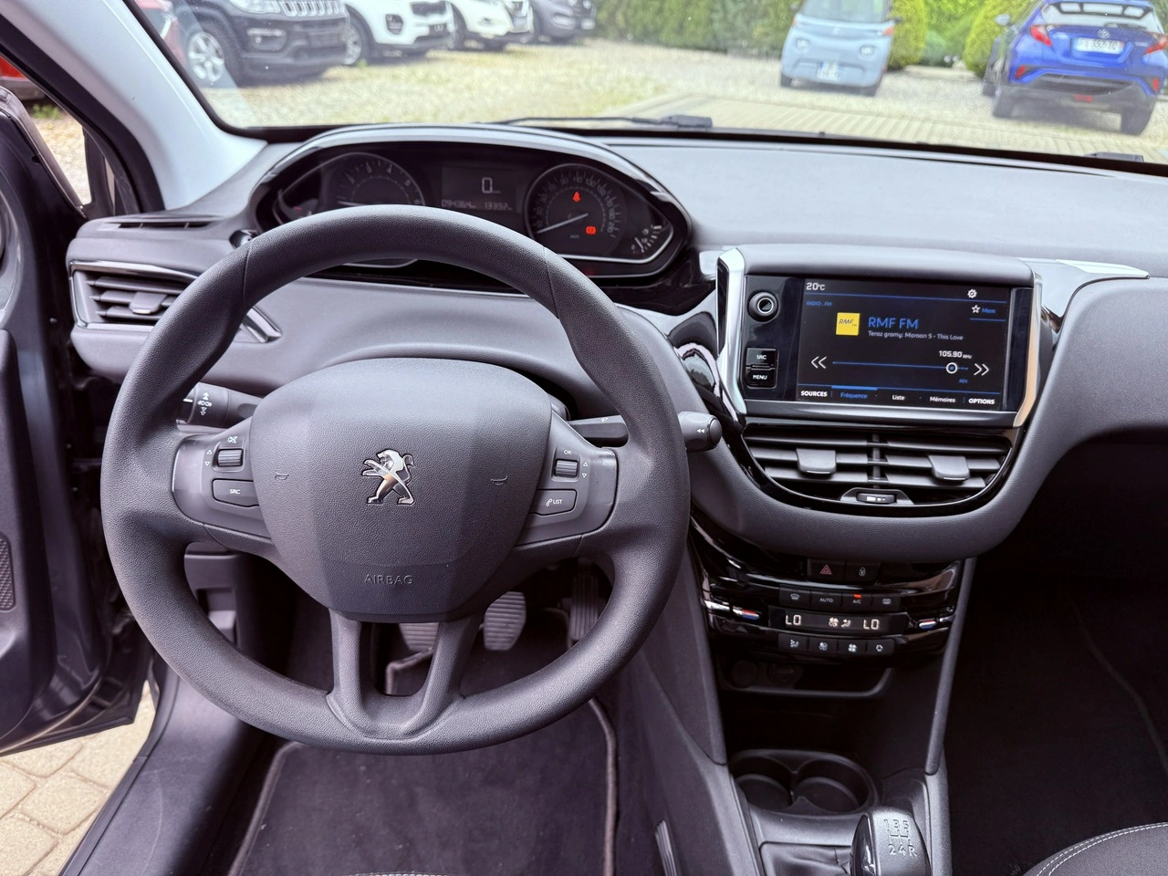Peugeot 208 - Zdjęcie 14