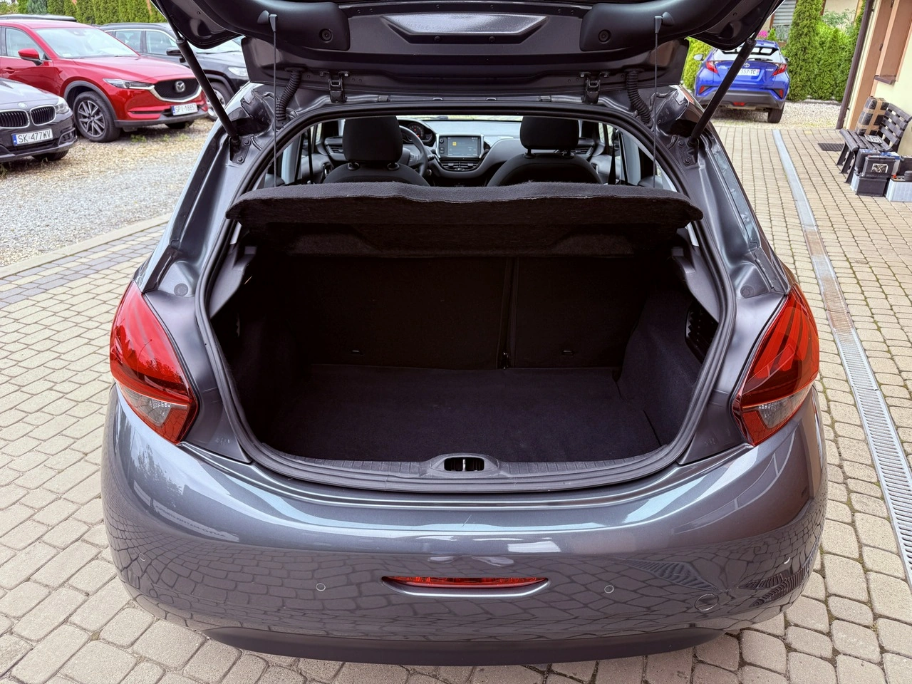 Peugeot 208 - Zdjęcie 26
